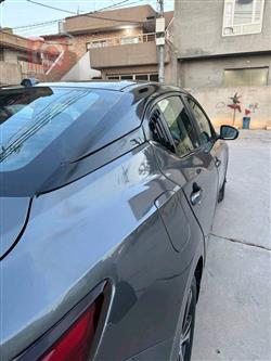 نیسان سێنترا